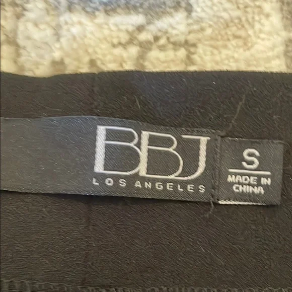 Woman's Hi Rise Black Wide Leg Stretch Pants For Office or Casual - Picture 2 of 8